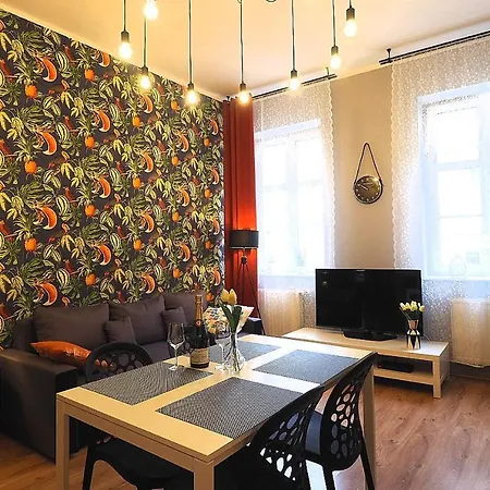 Kghn Tkacka 11 *